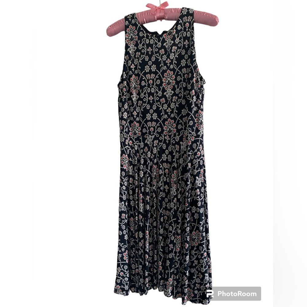 Loft sleeveless dress